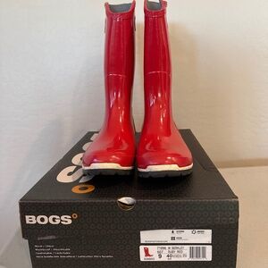 BOGS rain boots